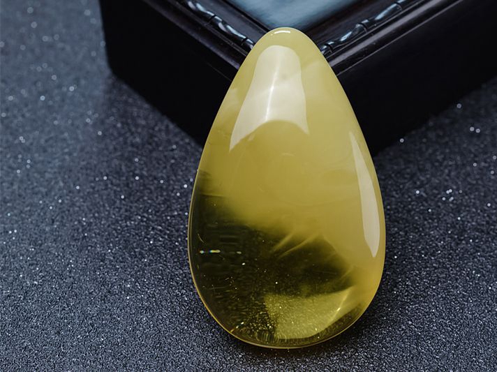 天然蜜蠟怎么鑒別-黃金首飾網 天然蜜蠟怎么鑒別?看完你就明白了 -蜜蠟琥珀