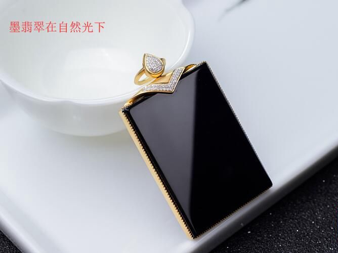 墨翡翠是什么？墨翡翠與黑青玉的區別有哪些？