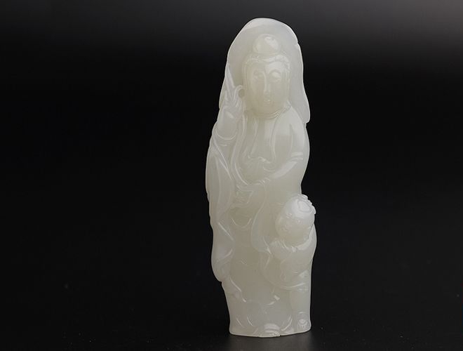 和田玉羊脂玉真的是越白越好嗎？真正的羊脂玉