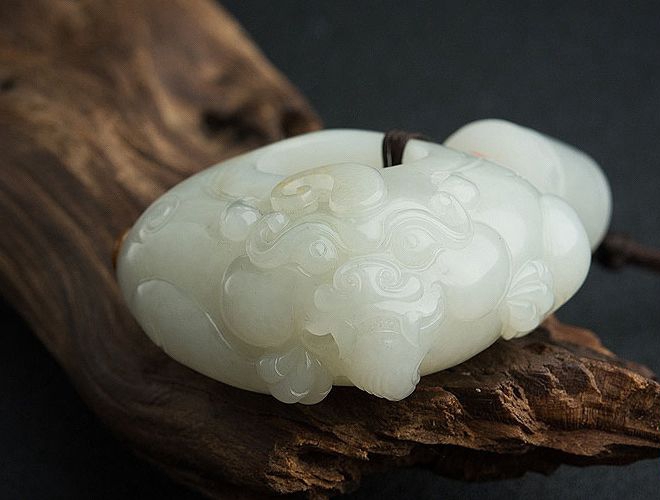 和田玉貔貅吊墜價格是多少？如何估算和田玉貔