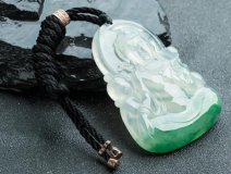 翡翠手鐲a貨多少錢？翡翠手鐲a貨價格是多少？