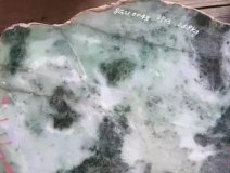 狗屎地里出高綠，什么叫狗屎地？ -翡翠