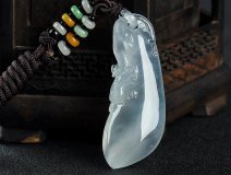 在購買翡翠掛件之前，我們需要了解哪些問題？