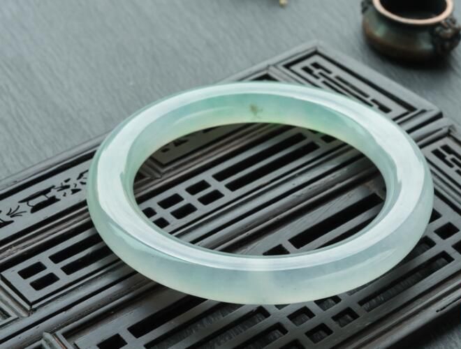 糯種翡翠有收藏價值嗎？糯種是什么意思？ -翡翠