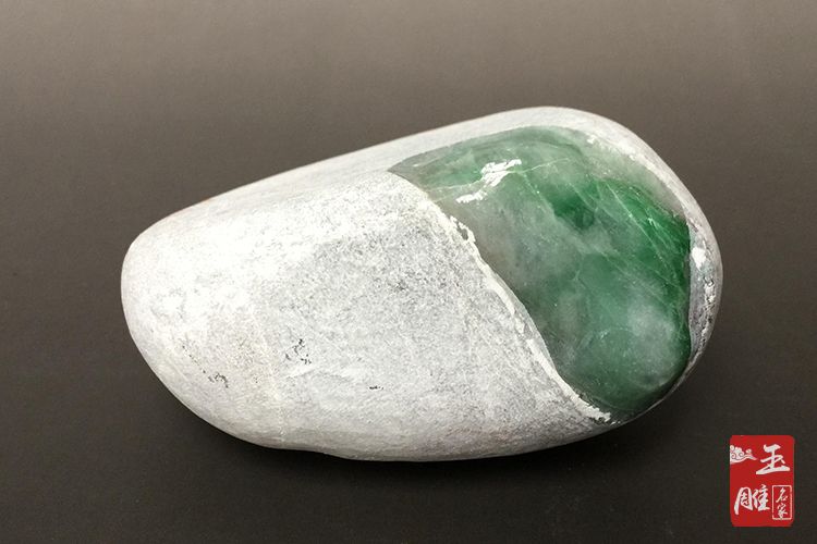 翡翠原石圖片鑒定，翡翠原石圖片 -翡翠