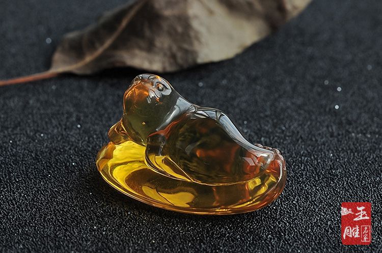 琥珀和蜜蠟哪個貴？蜜蠟貴還是琥珀貴？ -蜜蠟琥