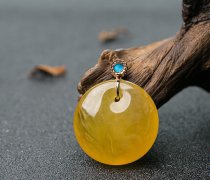 2018蜜蠟與琥珀的價格趨勢，蜜蠟琥珀多少錢一克