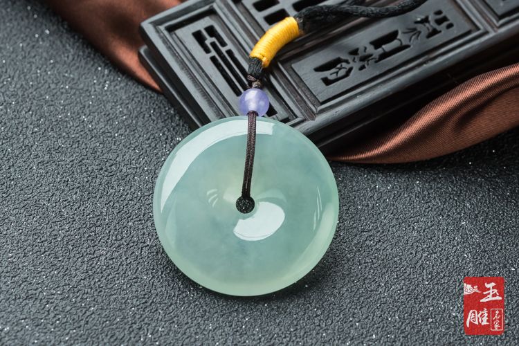 如何鑒別翡翠的品質，翡翠的品質應該如何看
