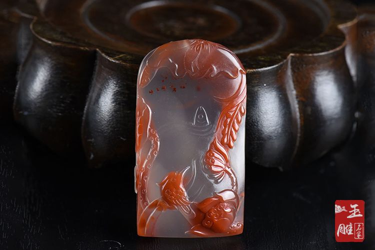 南紅吊墜該如何挑選？什么樣的南紅吊墜好看？