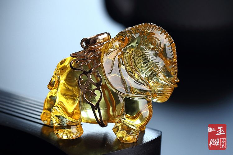黃金蜜蠟與金珀是一回事嗎？黃金蜜蠟和金珀有