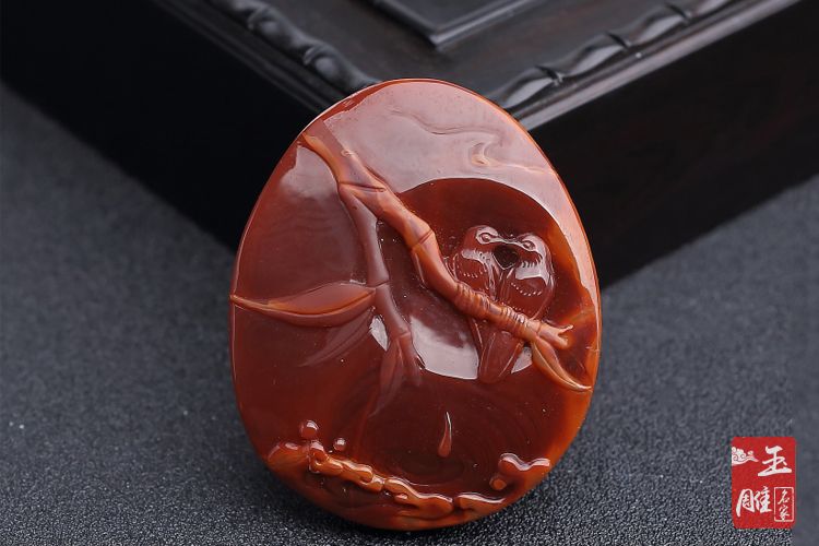 南紅瑪瑙的顏色有哪些？南紅瑪瑙什么顏色最好