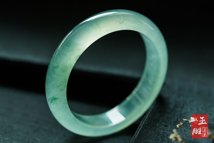 老坑翡翠是什么？它有什么特點？ -翡翠