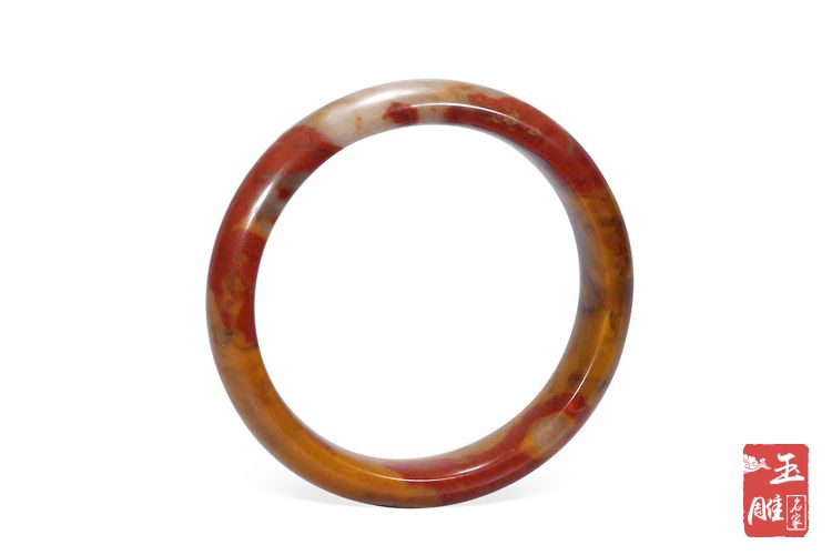 紅瑪瑙手鐲價格貴嗎？紅瑪瑙到底值不值錢？