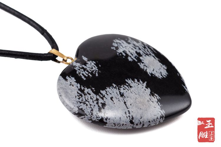 黑曜石是什么？黑曜石的種類分析