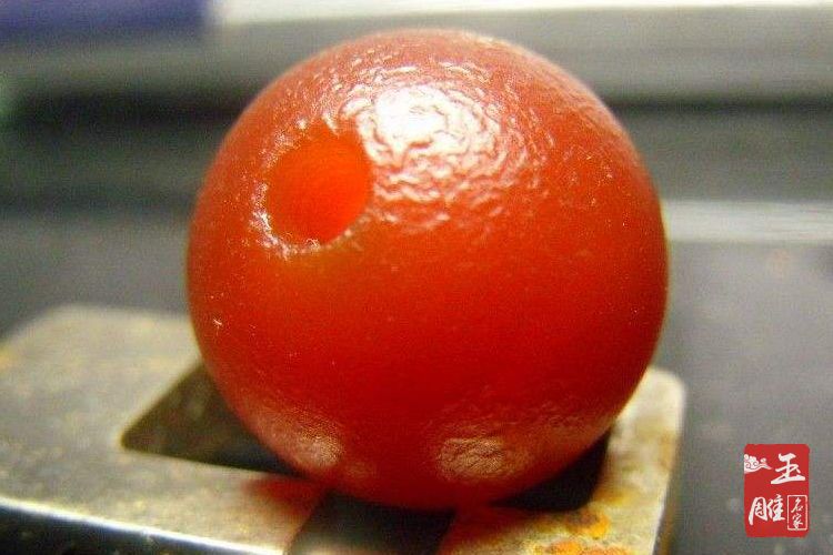 老瑪瑙珠子如何鑒別真假？鑒別瑪瑙真假的方法