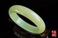 岫巖玉手鐲價格貴不貴？岫巖玉手鐲價格是多少