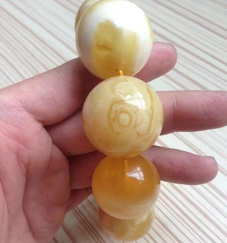 琥珀蜜蠟的區別？琥珀的種類圖片大全