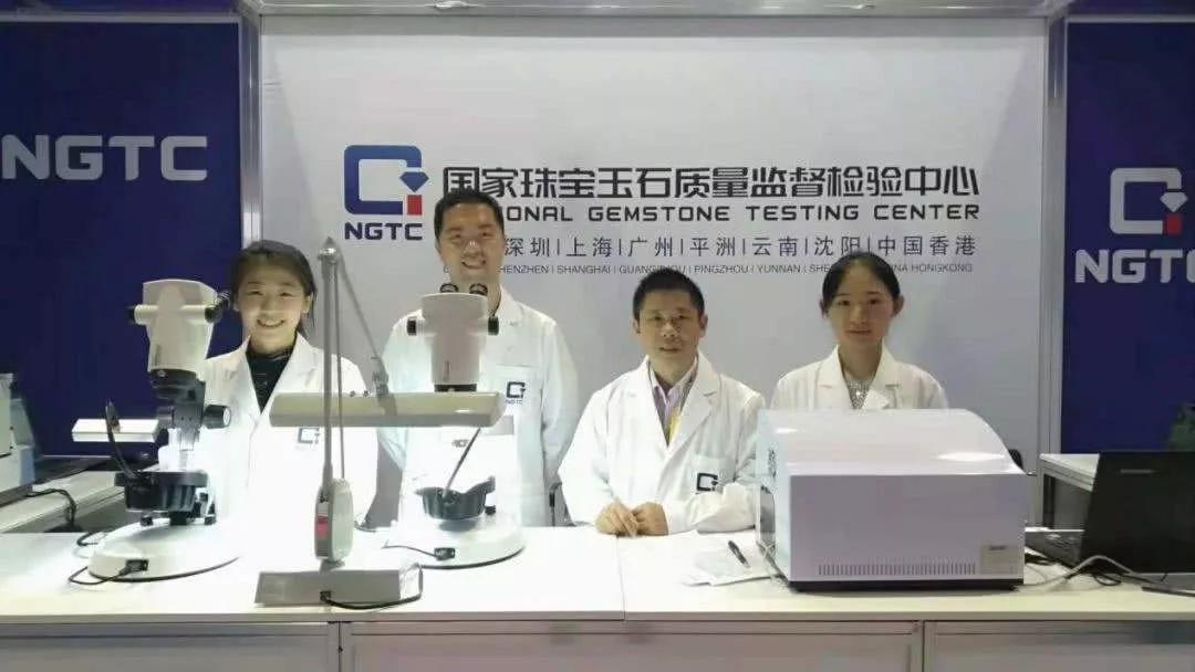 賣玉器翡翠騙局揭秘，8大翡翠真相，每個套路都要你傾家蕩產！