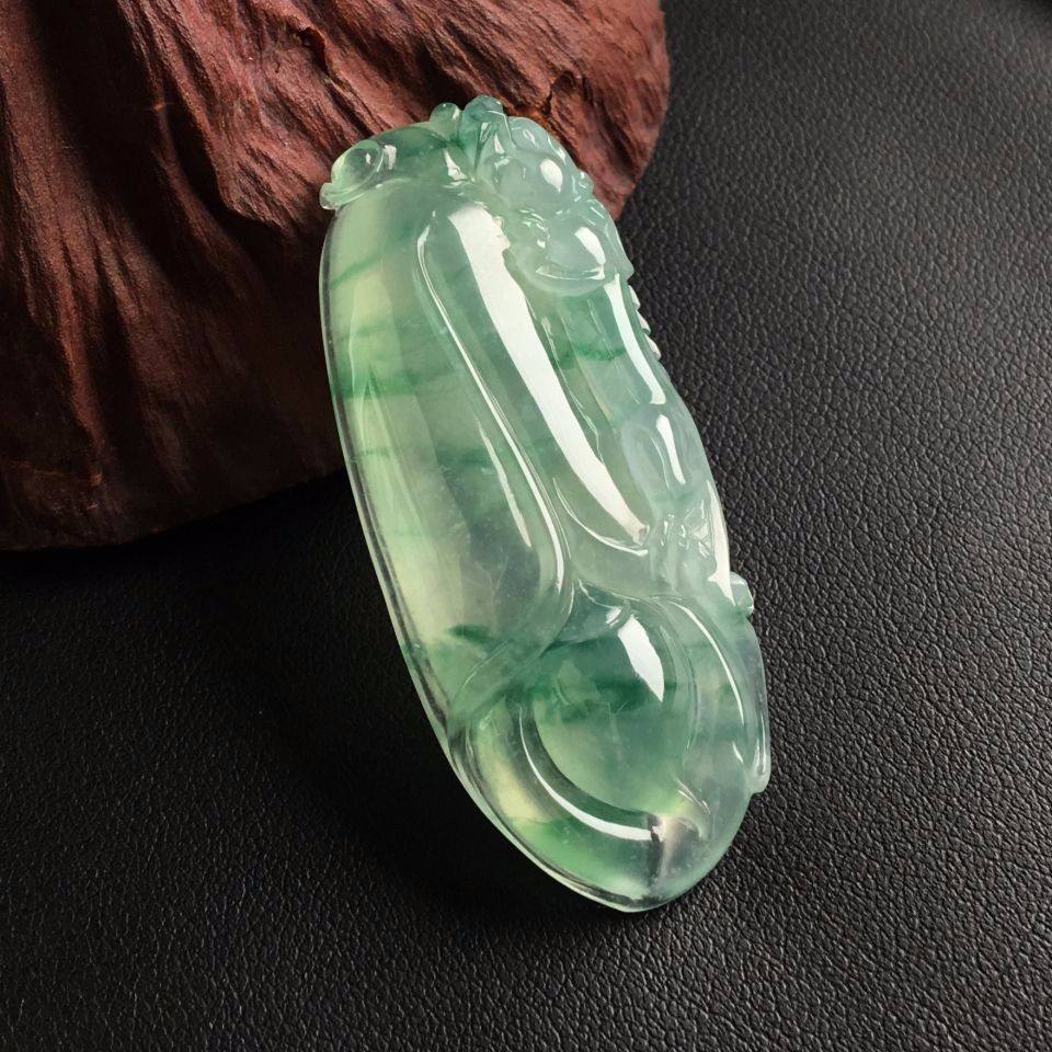 如何鑒別翡翠優劣 鑒別翡翠真假的方法有哪些