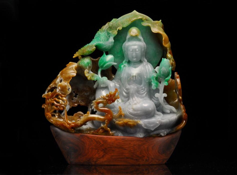 翡翠的雕刻工藝都有哪些 栩栩如生的雕件原來都