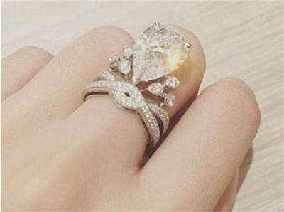 
        國內明星結婚鉆戒 大牌女明星結婚鉆戒