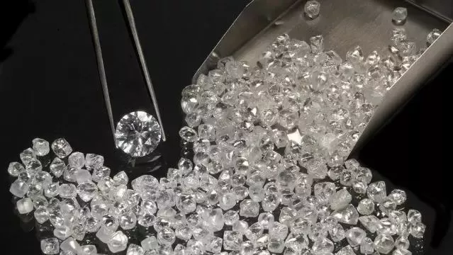 你還在為毫無意義的“南非鉆”買單？
