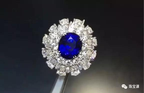 碎鉆戒指很不上檔次嗎？碎鉆值不值得買？