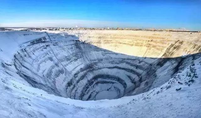 世界最大的露天鉆石礦場之一 米切爾鉆石礦場