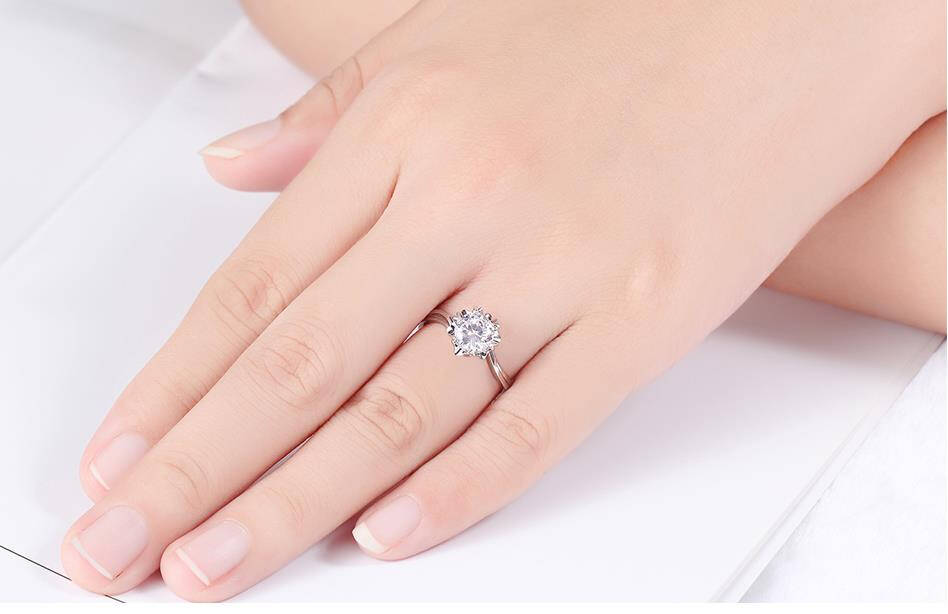 一輩子才買一次的結婚戒指，準新娘們知道怎么選嗎？